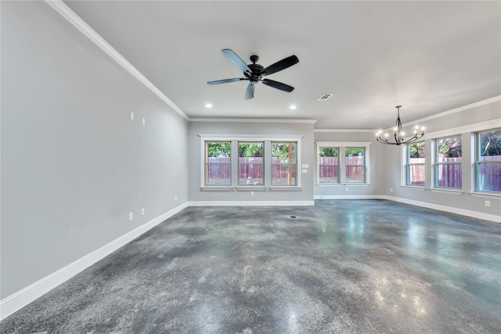 945 Sam Street Springtown, TX 76082 - Photo 13 of 39