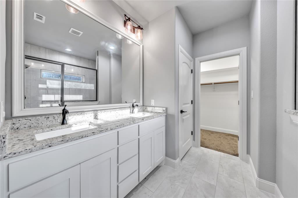 945 Sam Street Springtown, TX 76082 - Photo 17 of 39