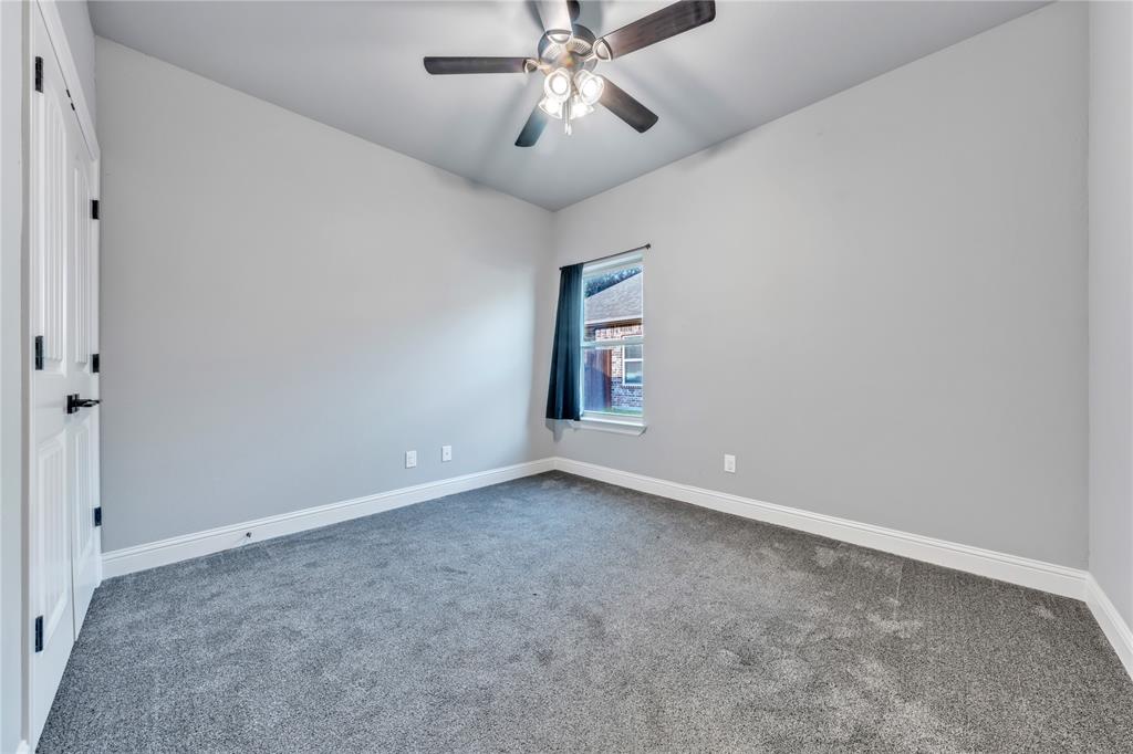 945 Sam Street Springtown, TX 76082 - Photo 23 of 39