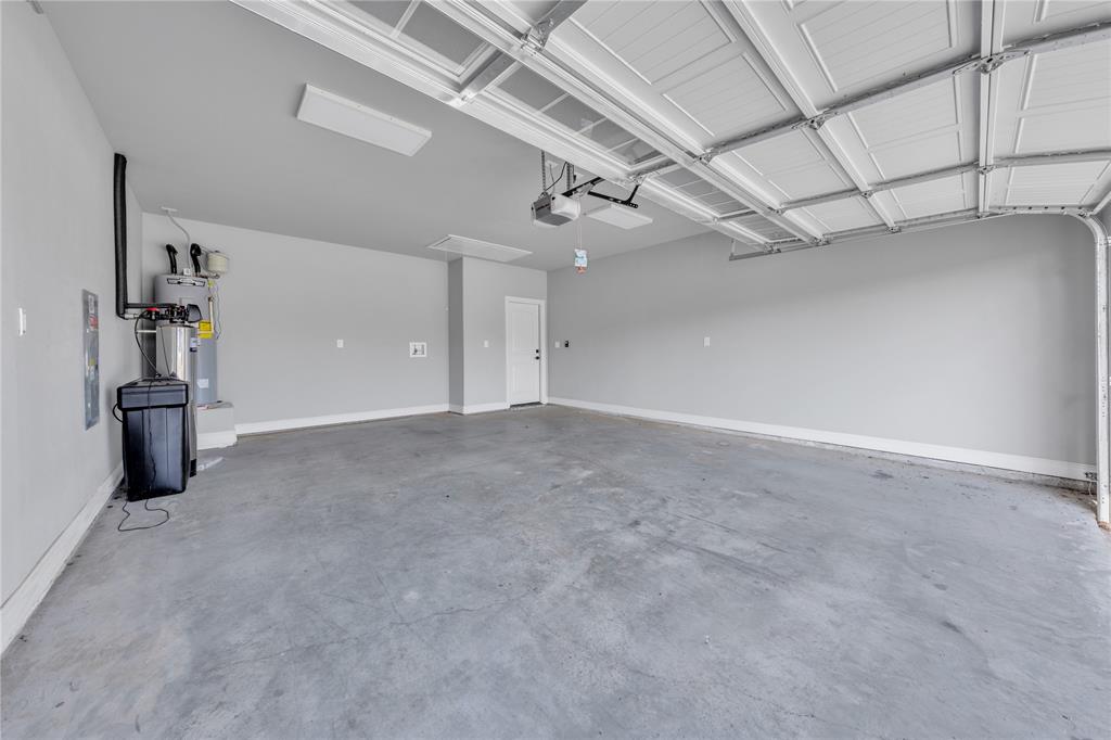 945 Sam Street Springtown, TX 76082 - Photo 28 of 39