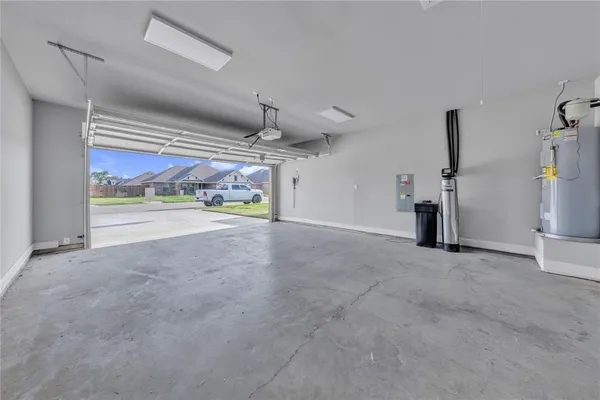 $275,000 | 945 Sam Street, Springtown, TX 76082