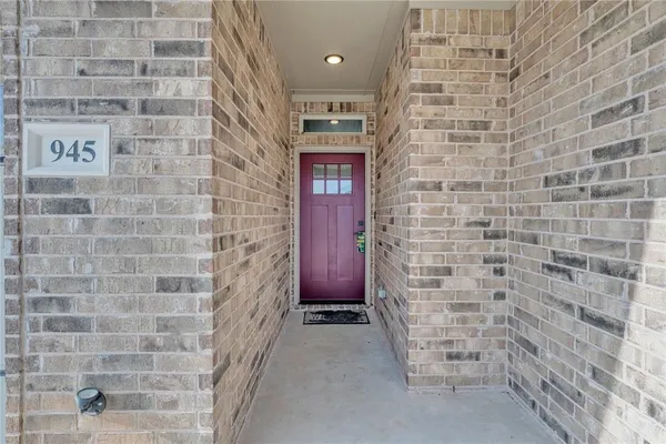 $275,000 | 945 Sam Street, Springtown, TX 76082