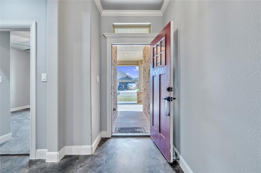 945 Sam Street Springtown, TX 76082 - Photo 5 of 39