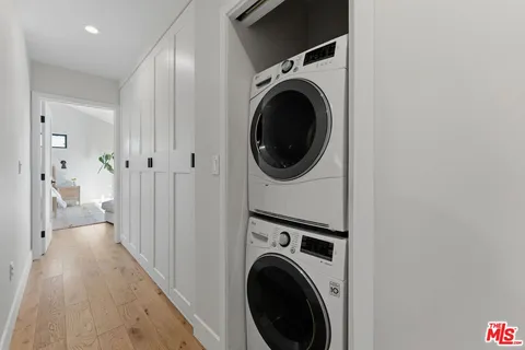 $1,685,000 | 2852 Burkshire Avenue, Los Angeles, CA 90064