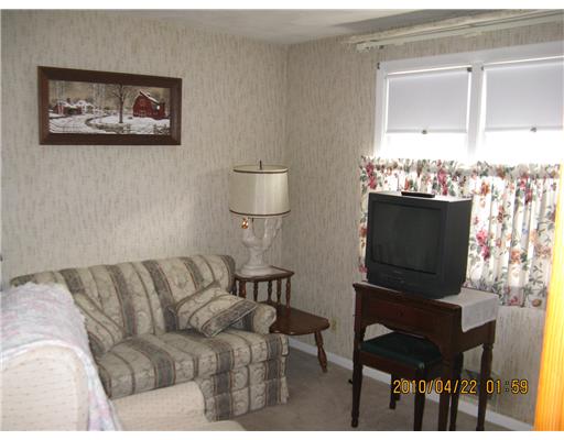 735 Centerville Road Warwick, RI 02886 - Photo 8 of 11 Den/Family/Great Room.