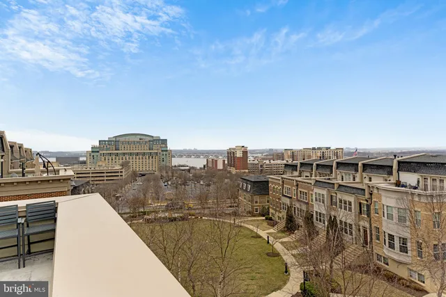 $770,000 | 514 Overlook Park Drive, Unit 34, National Harbor, MD 20745