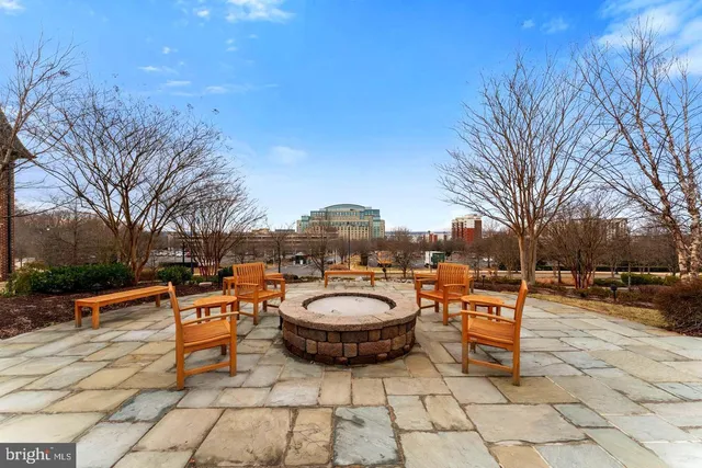 $770,000 | 514 Overlook Park Drive, Unit 34, National Harbor, MD 20745