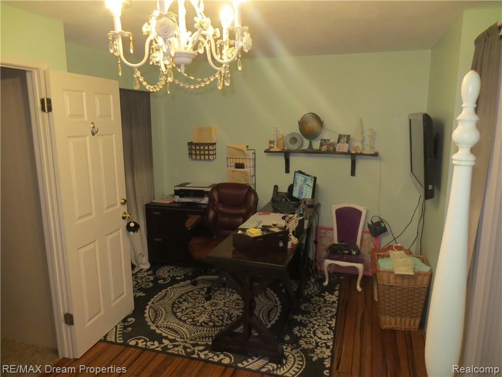 7095 Colonial Way Howell, MI 48855 - Photo 33 of 61 001.JPG