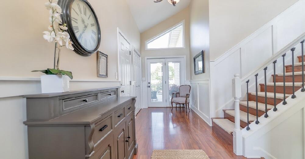 9166 Maple Court St. John, IN 46373 - Photo 7 of 40 a view of an entryway with wooden floor