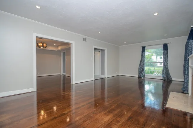 $2,750 | 3328 Southmore Boulevard, Houston, TX 77004