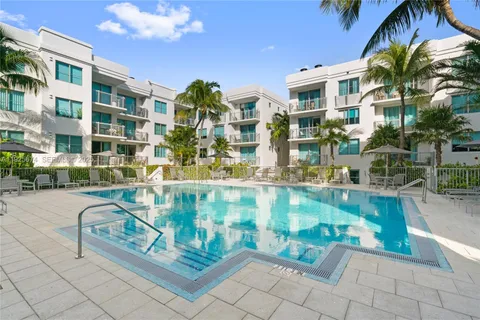 $629,000 | 110 Washington Avenue, Unit 2309, Miami Beach, FL 33139
