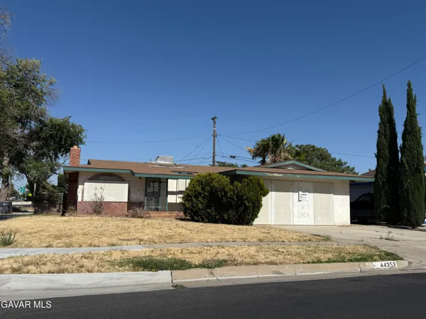 $289,900 | 44352 Kirkland Avenue, Lancaster, CA 93535