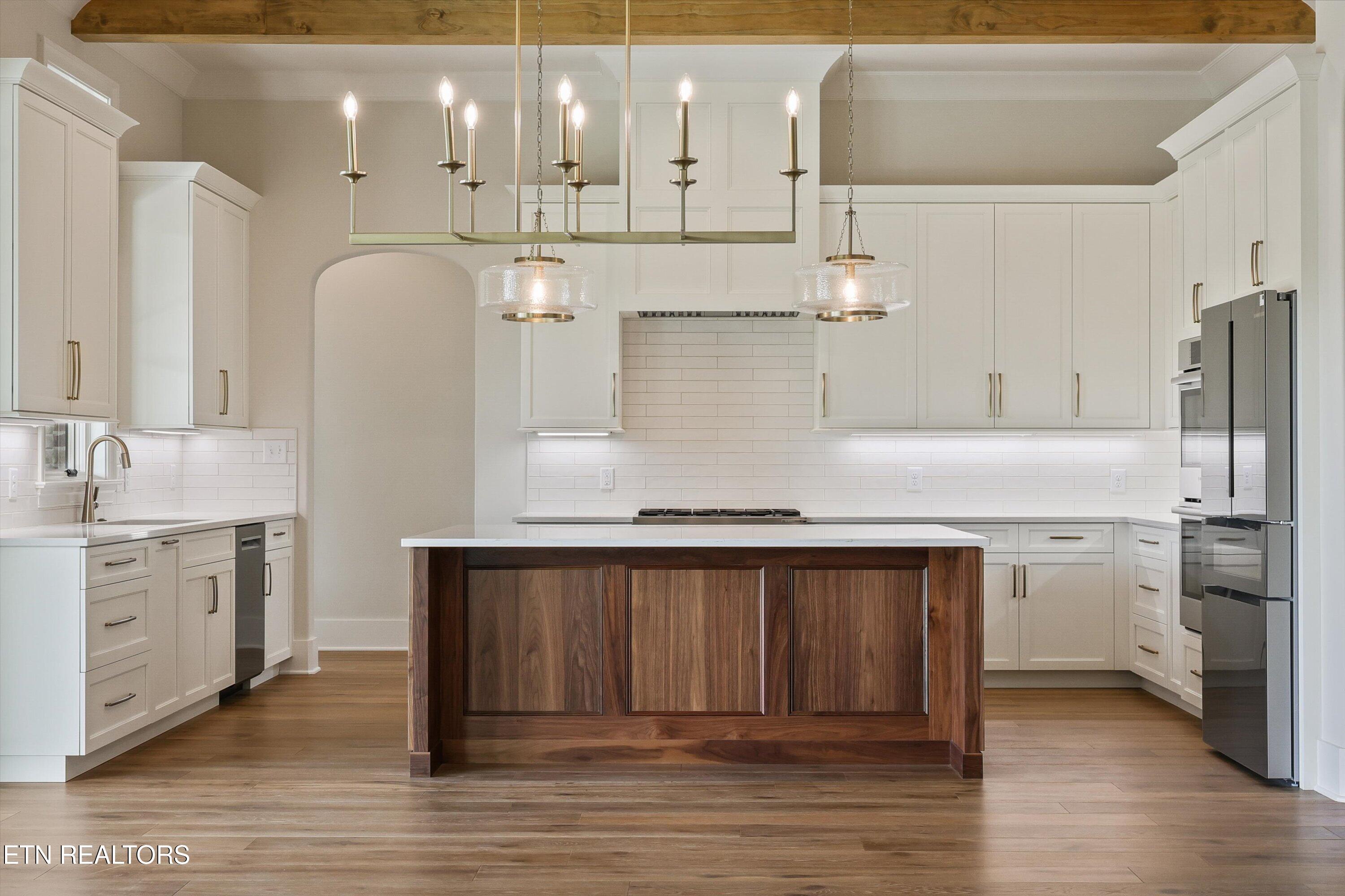 3741 Edgewater Way Louisville, TN 37777 - Photo 14 of 58 Kitchen