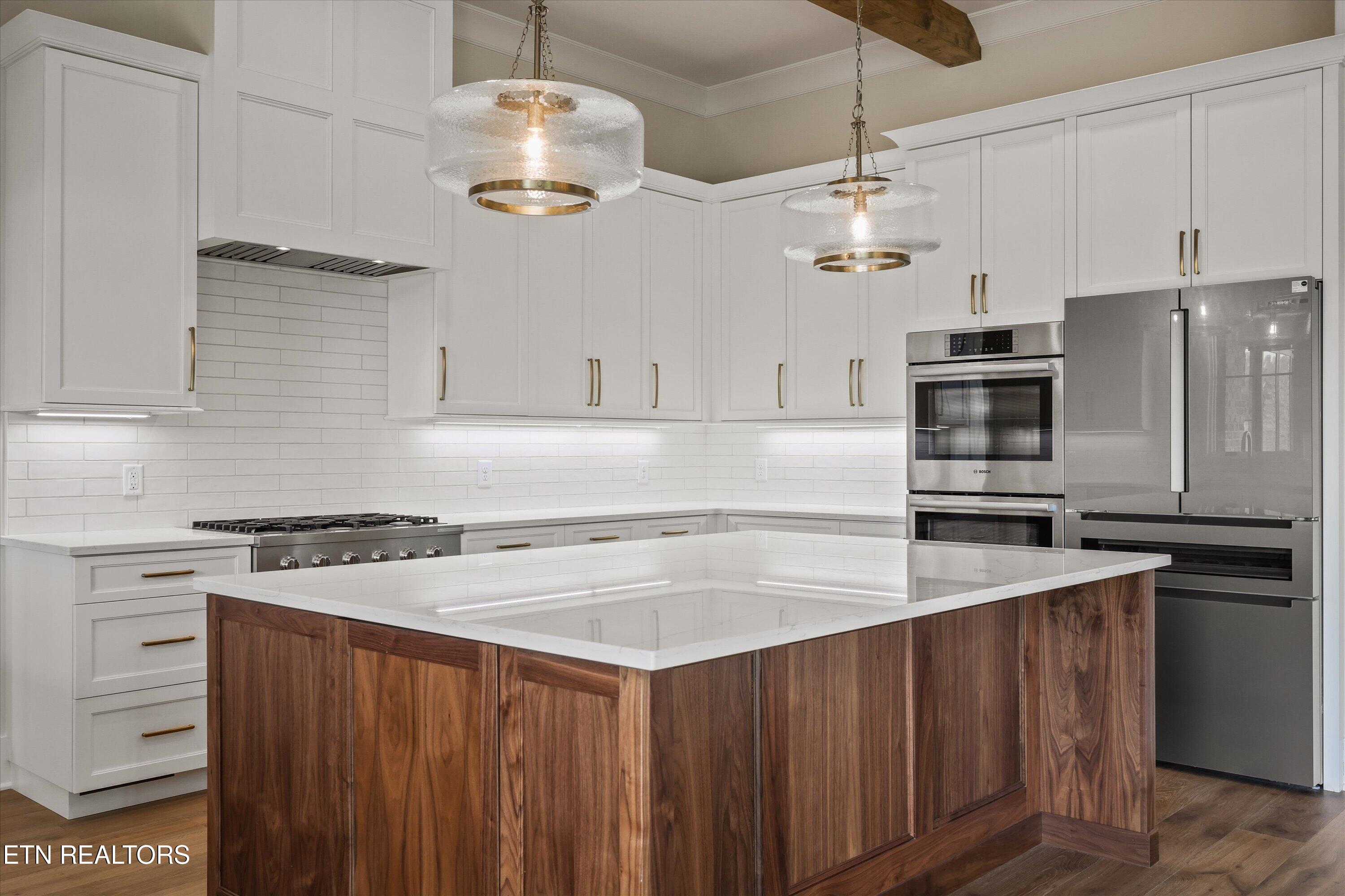 3741 Edgewater Way Louisville, TN 37777 - Photo 18 of 58 Kitchen