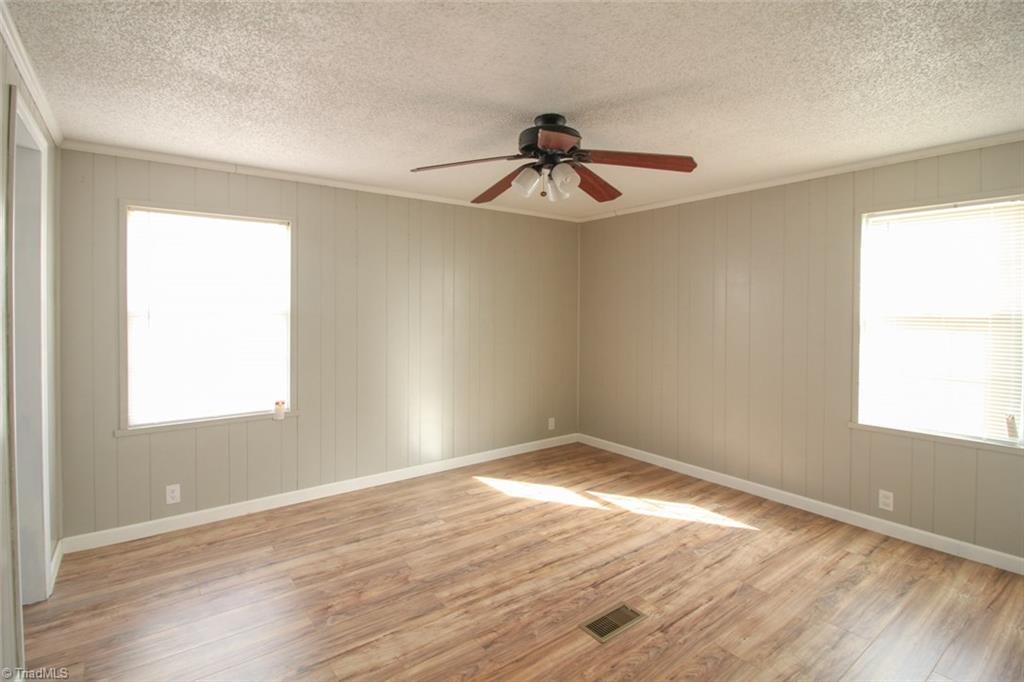 318 George Surratt Road Lexington, NC 27295 - Photo 10 of 17 Gallery Image 10