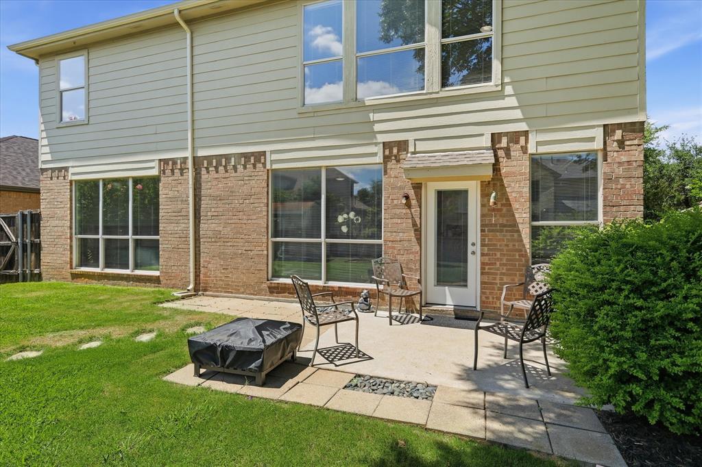 2112 Loon Lake Road Denton, TX 76210 - Photo 34 of 40 Extended patio