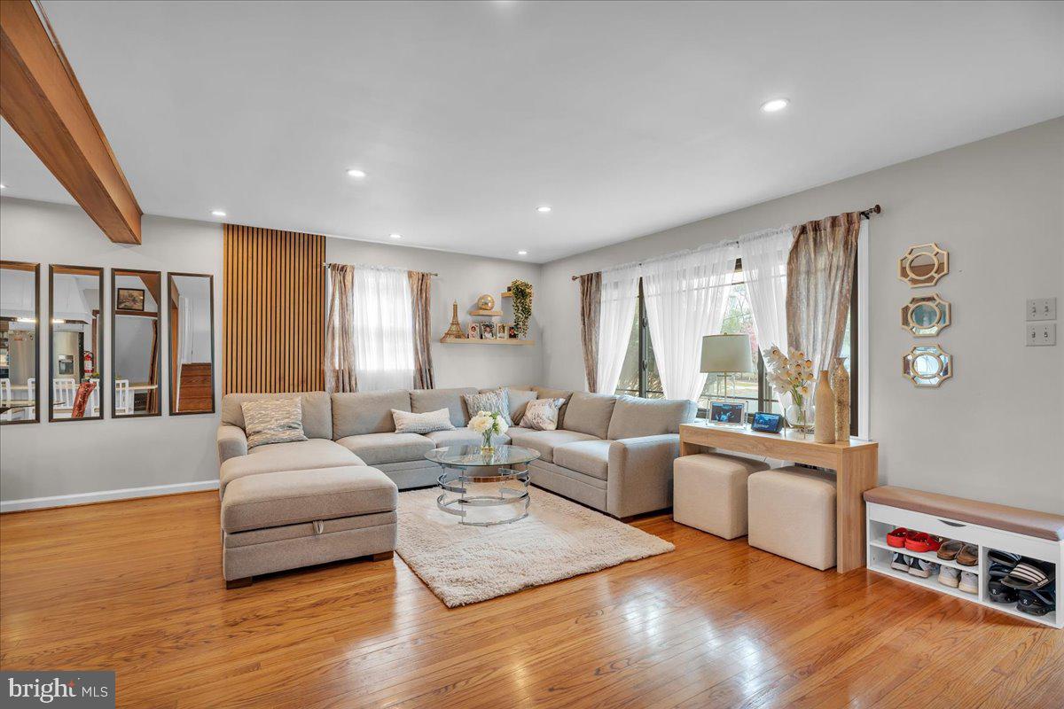 1237 Oakwood Road Haddonfield, NJ 08033 - Photo 5 of 24