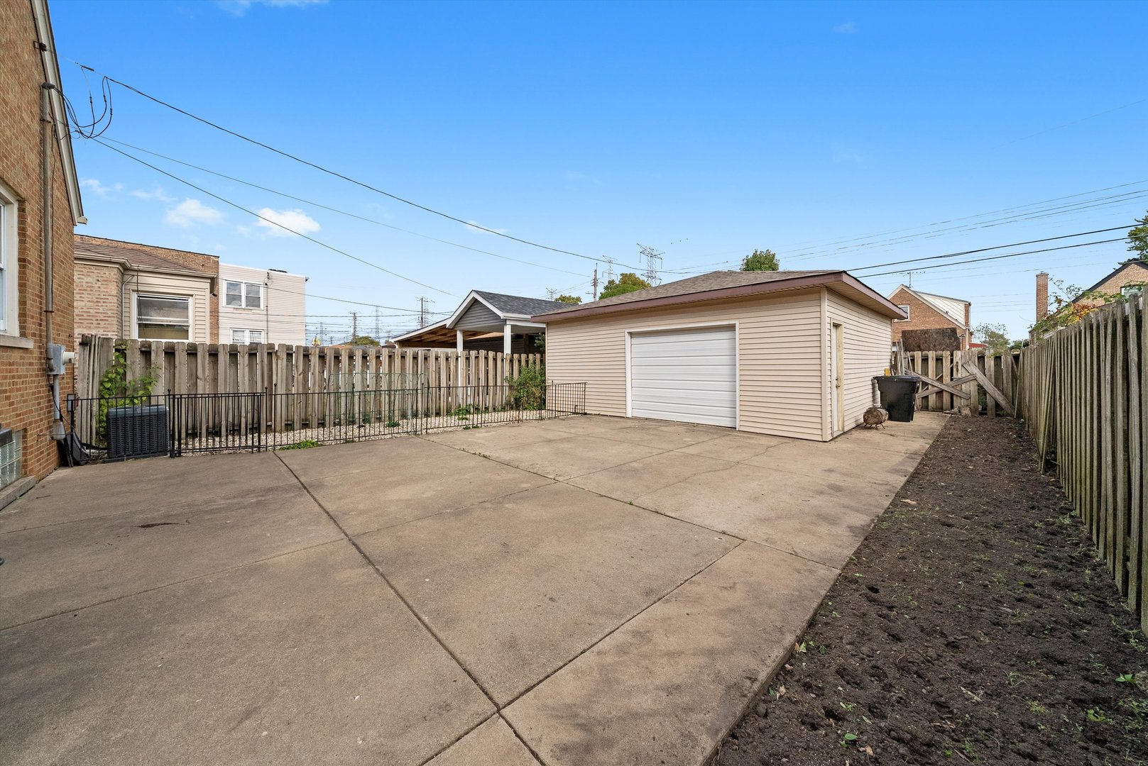 10751 South Ave B Chicago, IL 60617 - Photo 14 of 19