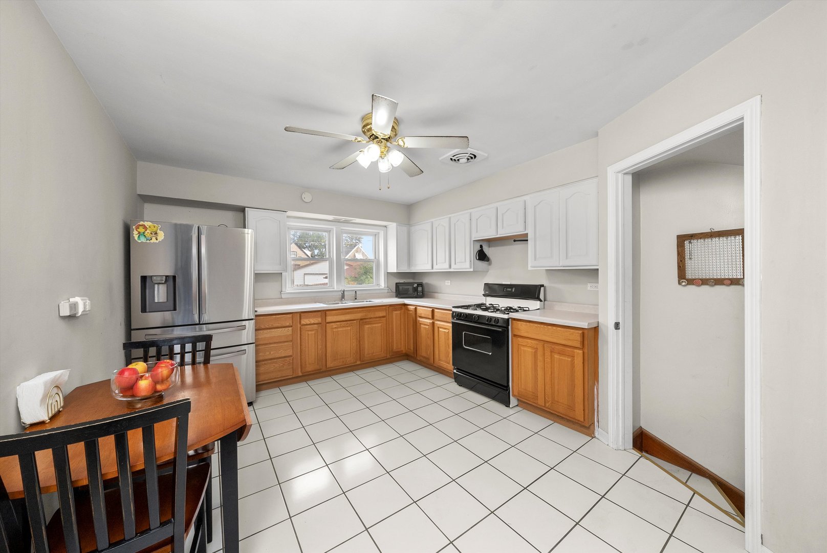 10751 South Ave B Chicago, IL 60617 - Photo 7 of 19