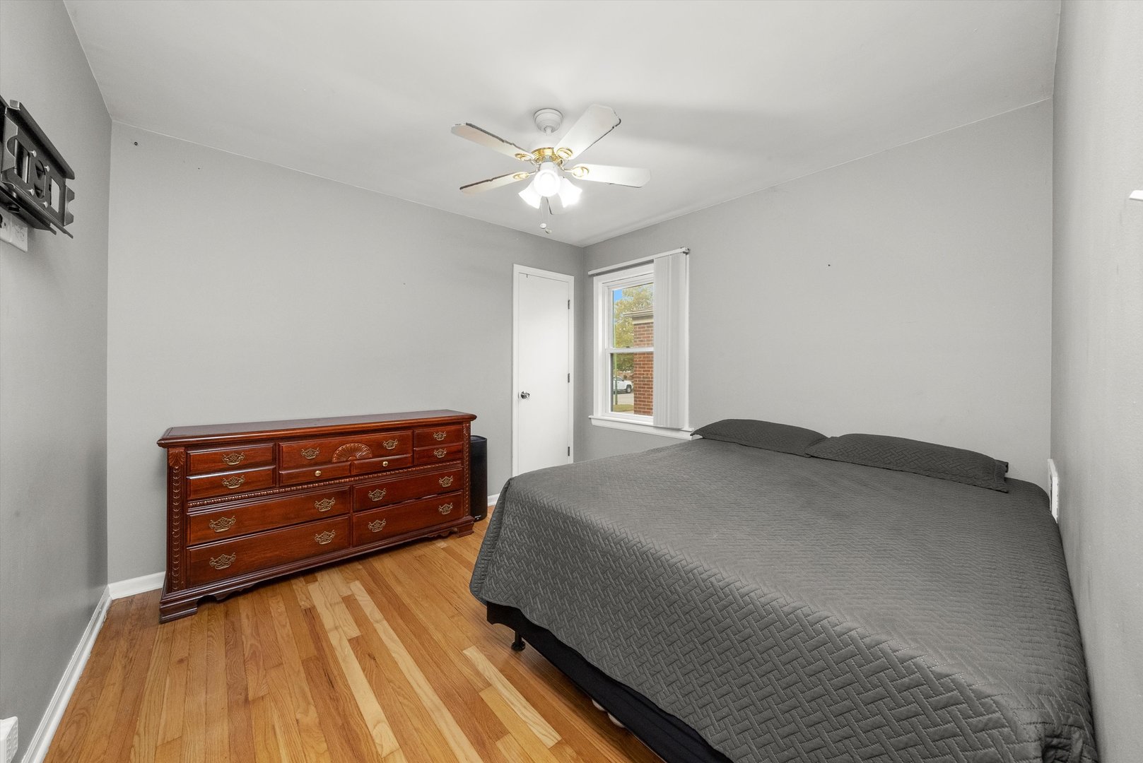 10751 South Ave B Chicago, IL 60617 - Photo 8 of 19