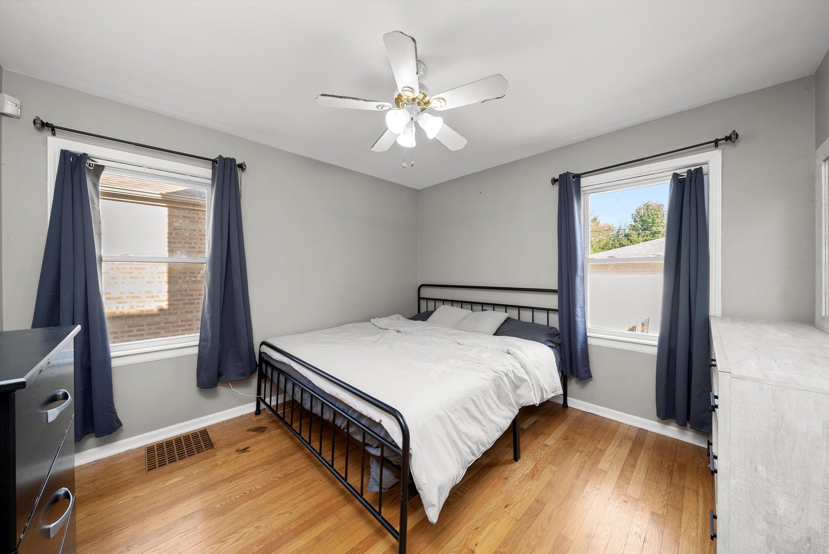 10751 South Ave B Chicago, IL 60617 - Photo 9 of 19