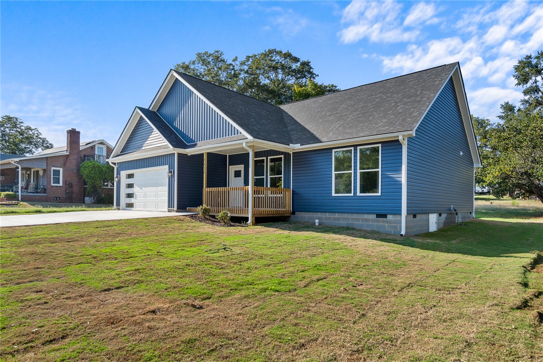 1507 Tindall Avenue Anderson, SC 29621 - Photo 1 of 38 Crisp gables and a welcoming front porch define this newly constructed residence.