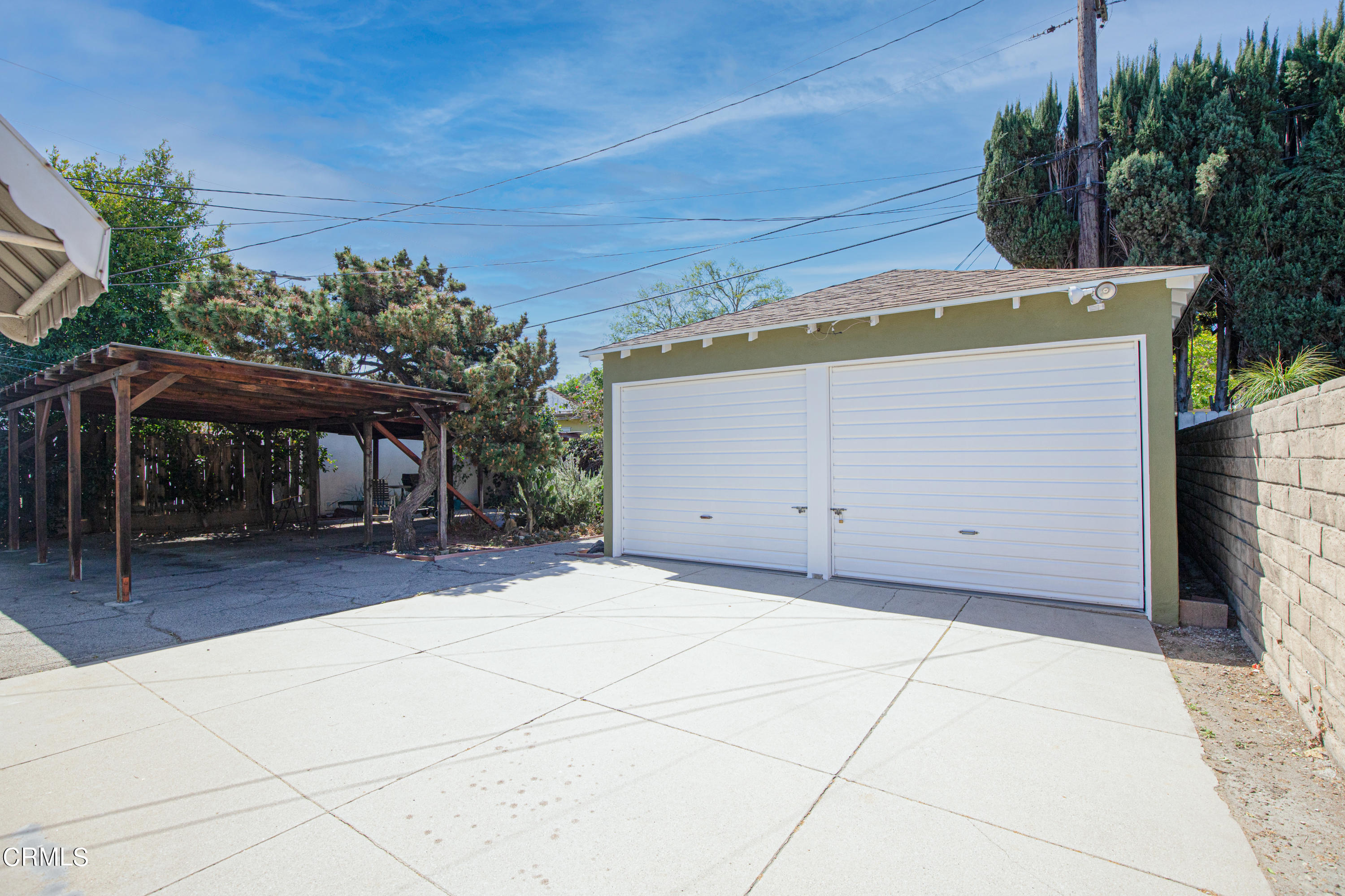 1564 Riverside Drive Glendale, CA 91201 - Photo 19 of 24 a view of a house with a garage