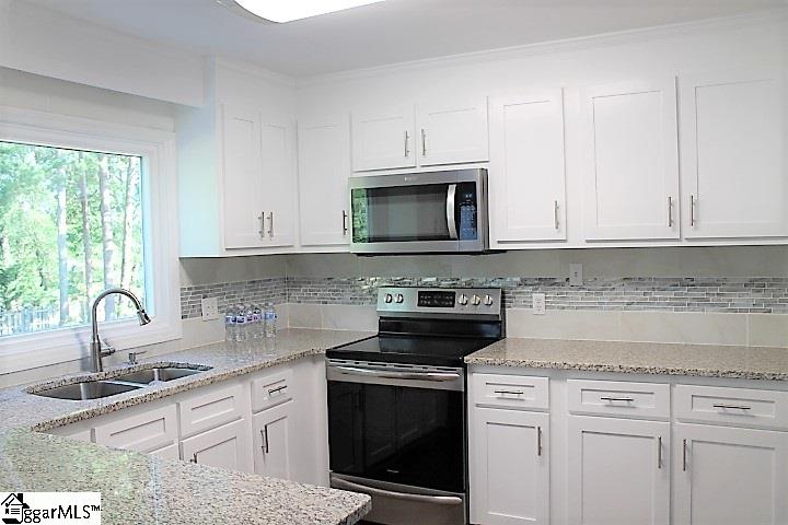 902 McAlister Road Easley, SC 29642 - Photo 4 of 24 Gallery Image 4
