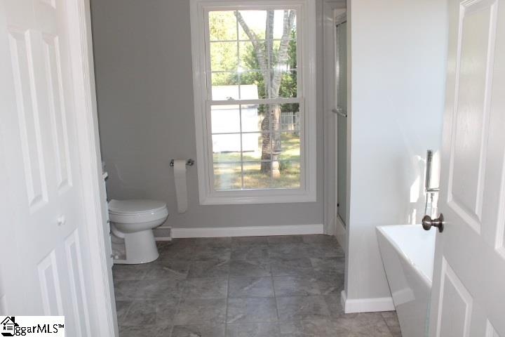 902 McAlister Road Easley, SC 29642 - Photo 8 of 24 Gallery Image 8