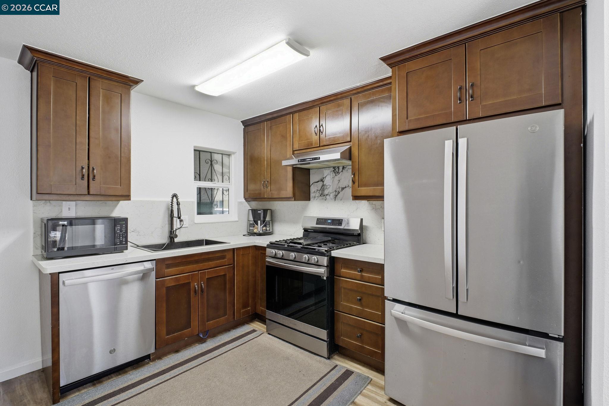 26147 Danforth Lane Hayward, CA 94545 - Photo 11 of 42