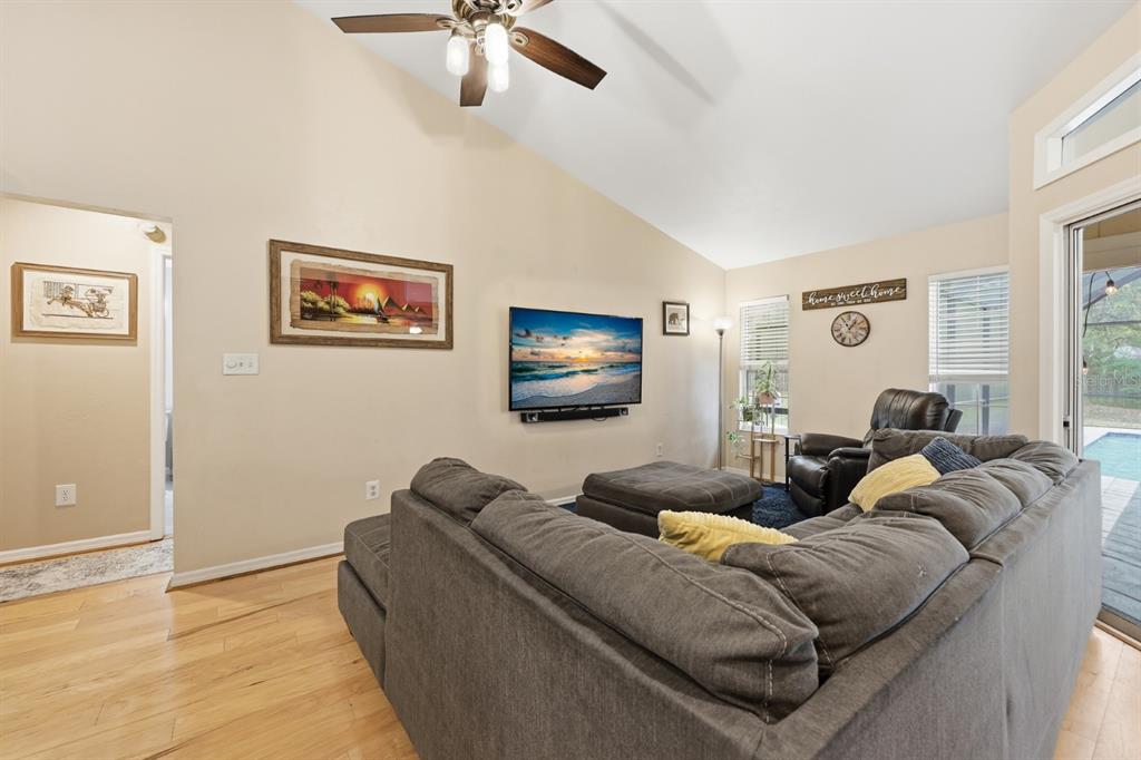 13708 Southwest 1st Lane Newberry, FL 32669 - Photo 11 of 52