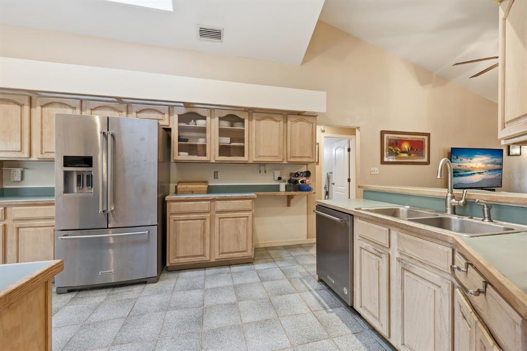 13708 Southwest 1st Lane Newberry, FL 32669 - Photo 12 of 52