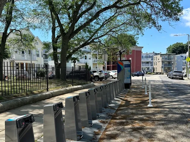 $3,000 | 19 Chase Street, Unit 2, Boston, MA 02125