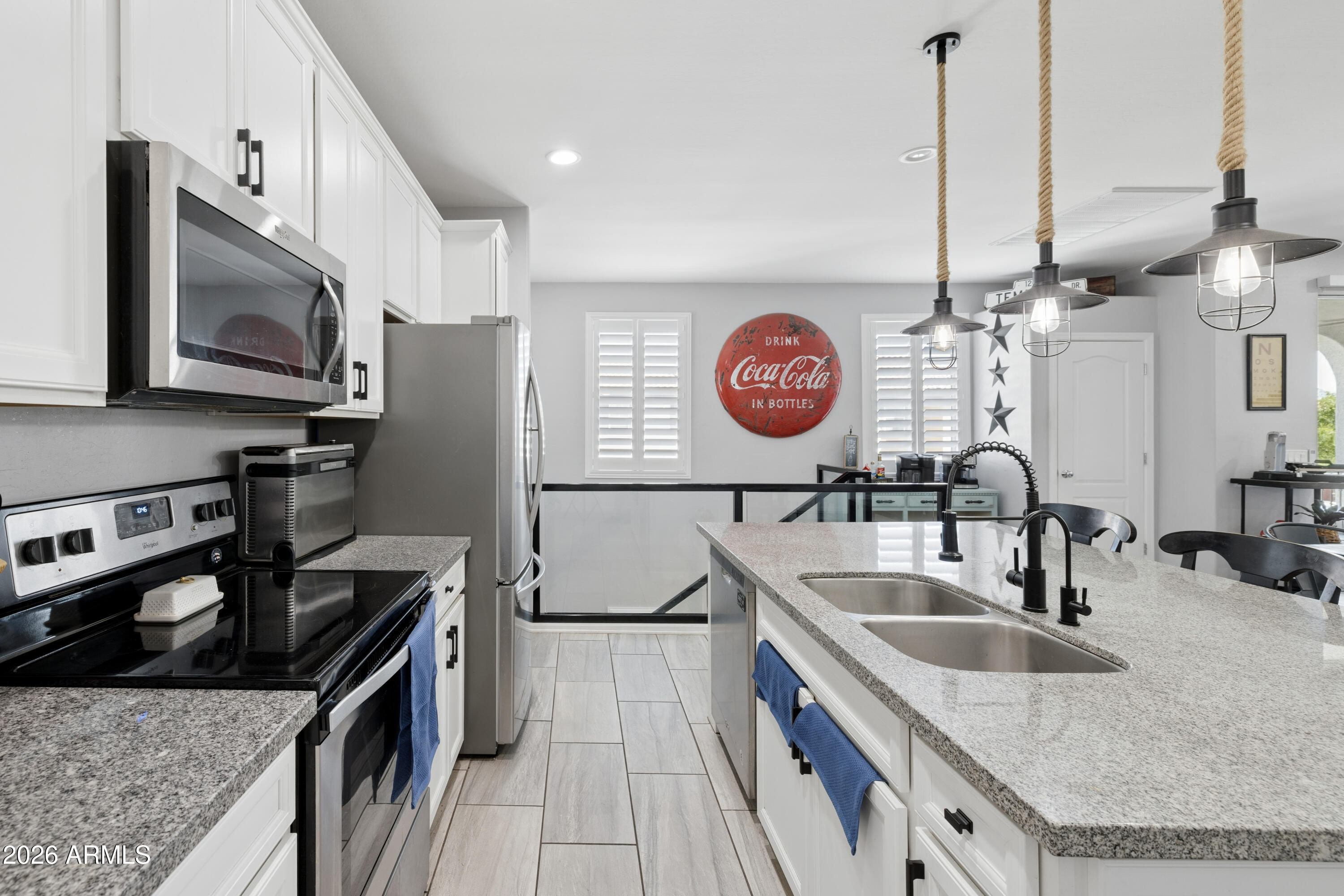 4317 East Erie Street Gilbert, AZ 85295 - Photo 7 of 29 4317 E Erie St_18