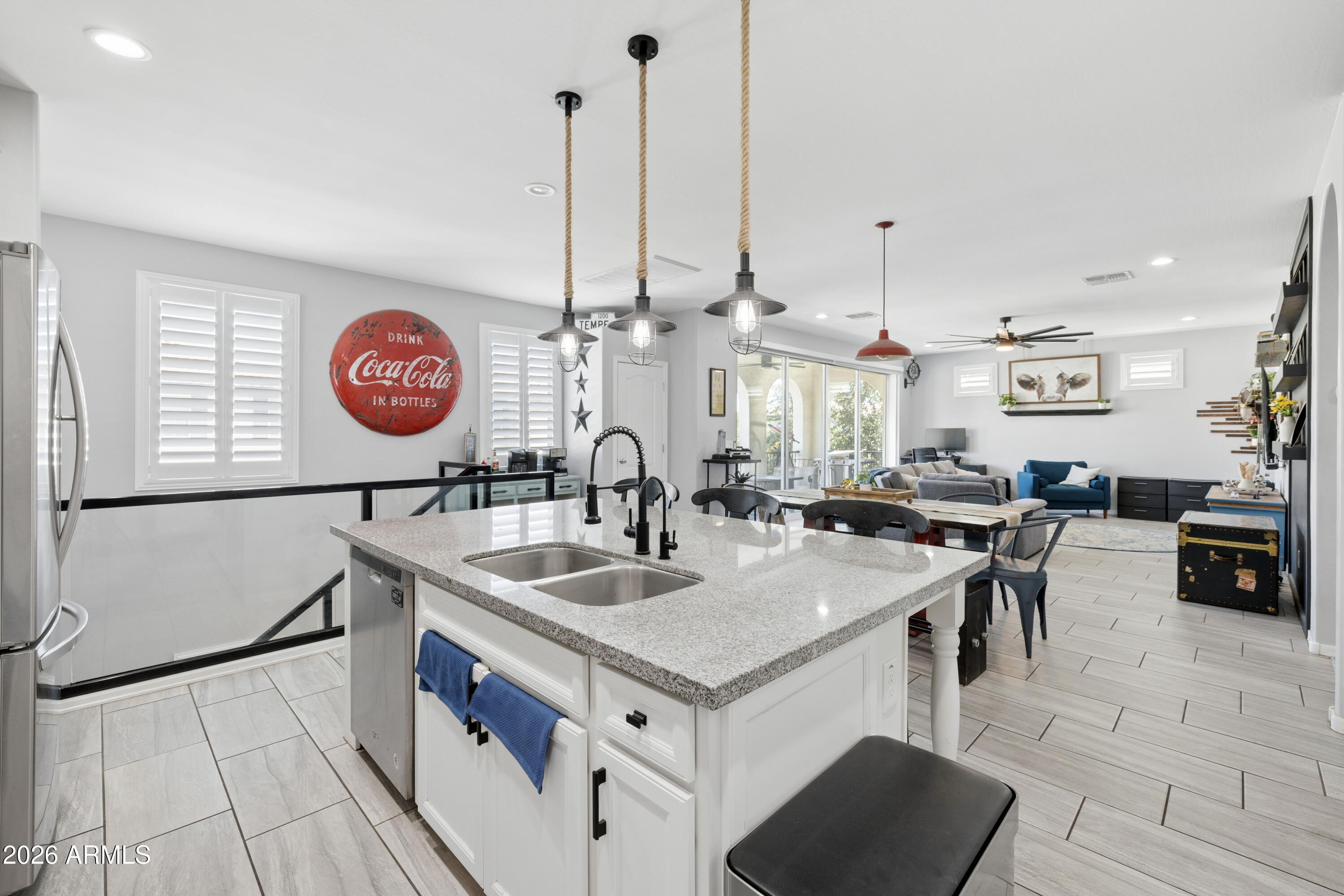 4317 East Erie Street Gilbert, AZ 85295 - Photo 10 of 29 4317 E Erie St_17