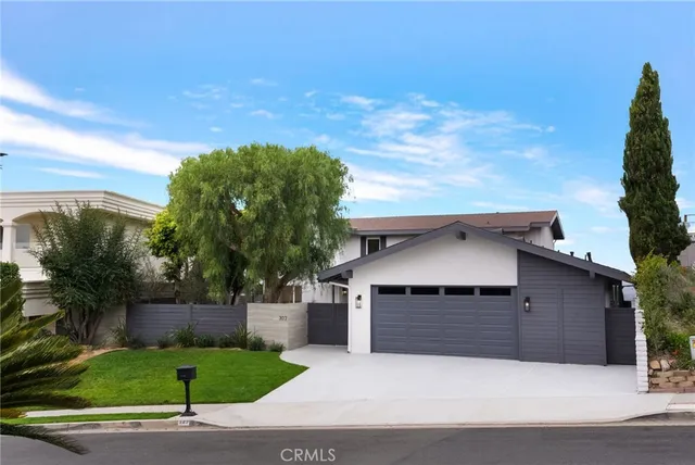 $9,950 | 303 East Avenida Cordoba, San Clemente, CA 92672