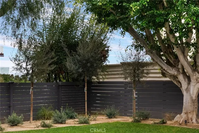 $9,950 | 303 East Avenida Cordoba, San Clemente, CA 92672