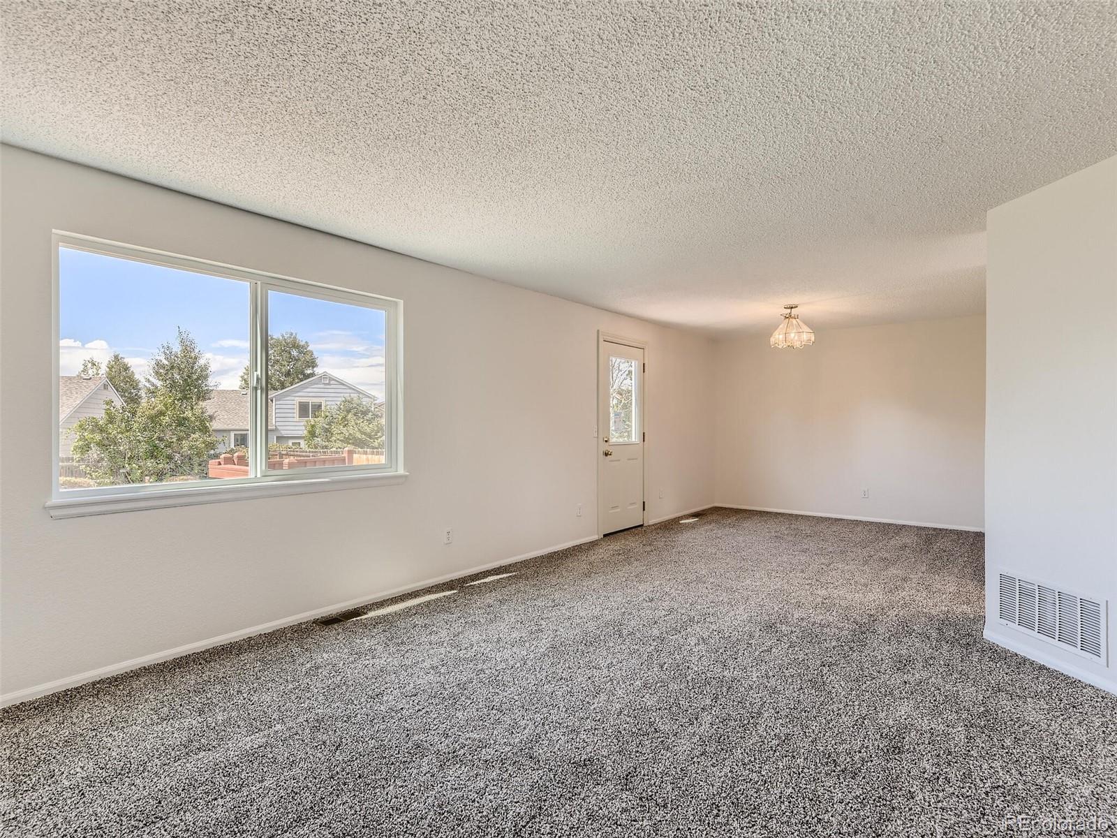 11029 Callaway Road Parker, CO 80138 - Photo 6 of 33 Gallery Image 6
