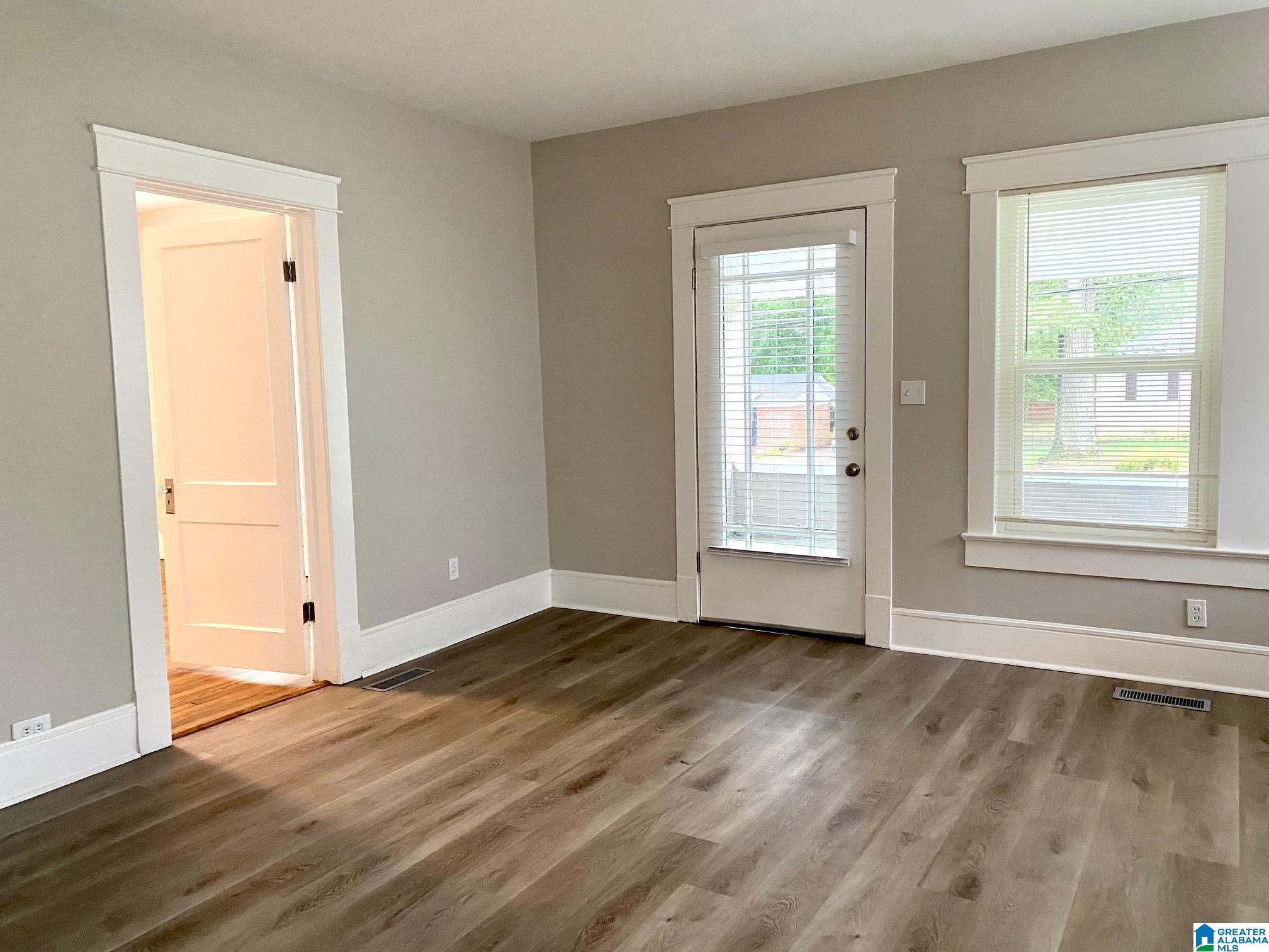111 Dabbs Avenue Bessemer, AL 35023 - Photo 4 of 27