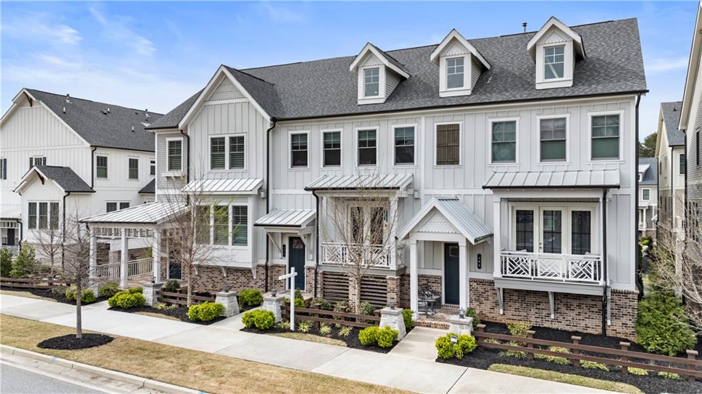 884 Mayfield Road Milton, GA 30004 - Photo 20 of 20 a front view of a residential houses with street