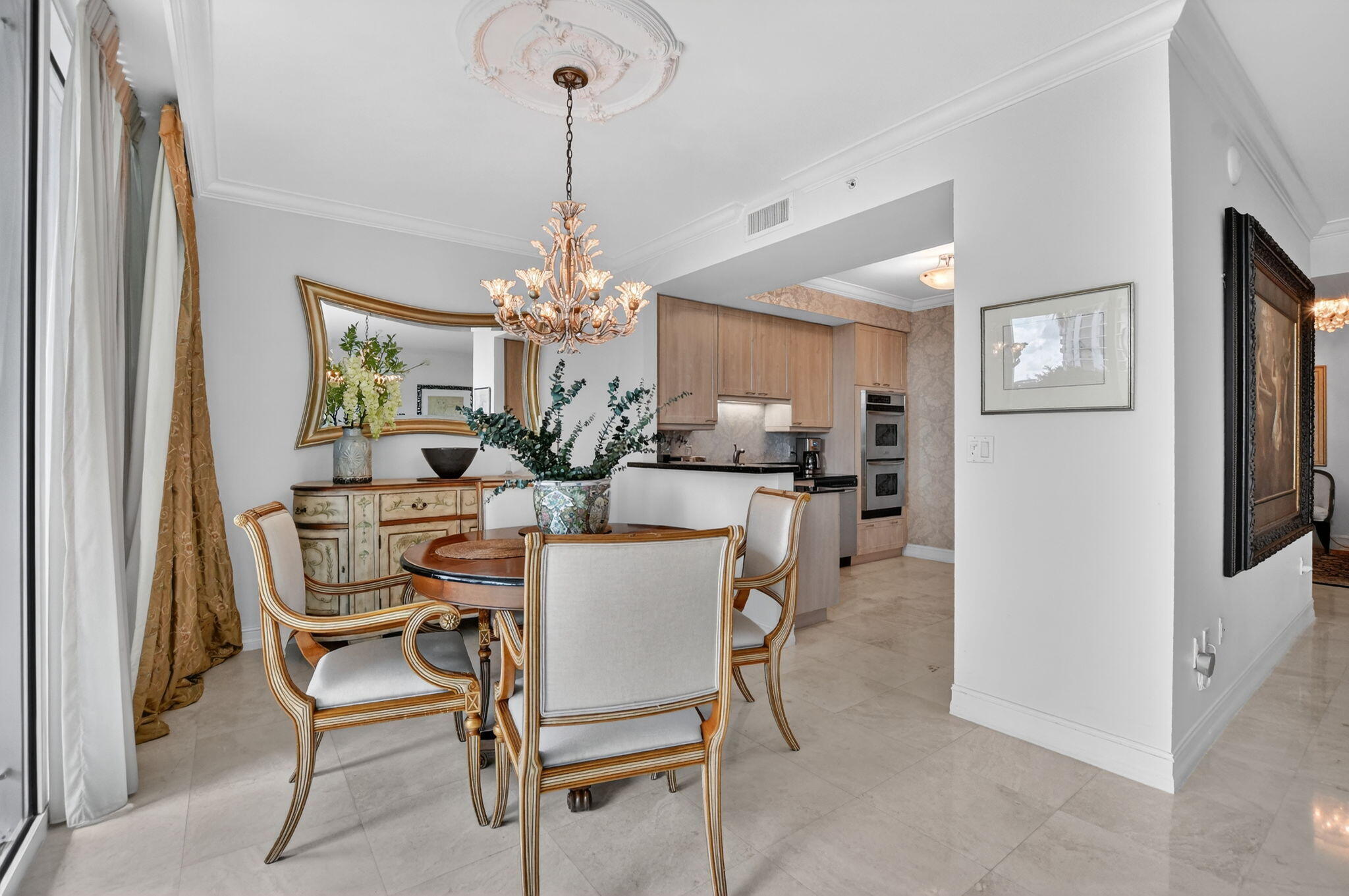 550 Southeast Mizner Boulevard, Unit B307 Boca Raton, FL 33432 - Photo 13 of 82 12-web-or-mls-DSC_5514