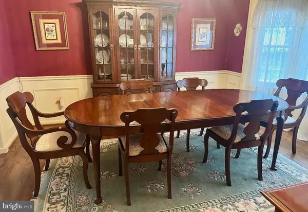 $1,047,421 | 6211 Guilford Drive, Alexandria, VA 22310