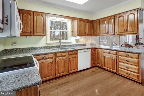 $1,047,421 | 6211 Guilford Drive, Alexandria, VA 22310