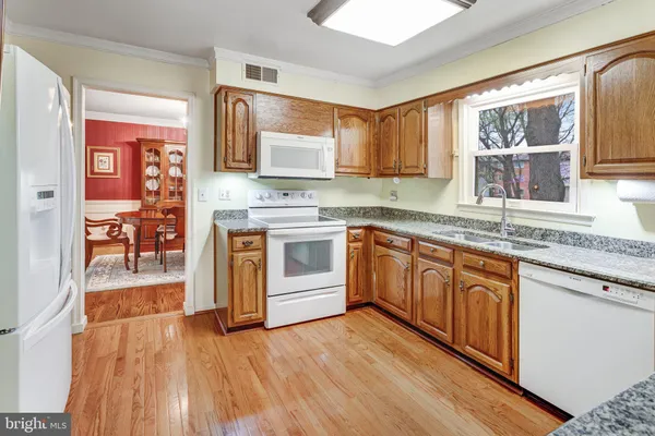 $1,047,421 | 6211 Guilford Drive, Alexandria, VA 22310