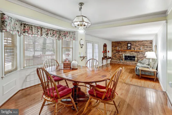 $1,047,421 | 6211 Guilford Drive, Alexandria, VA 22310