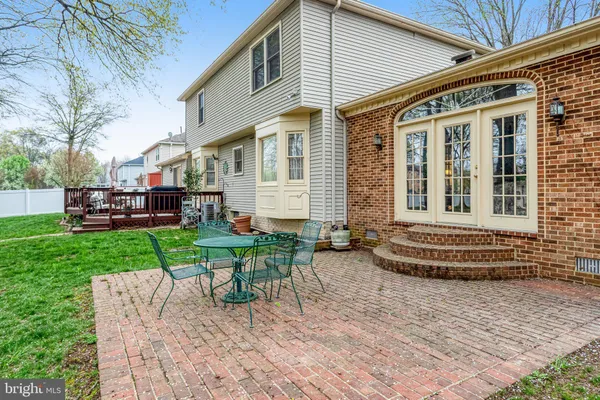 $1,047,421 | 6211 Guilford Drive, Alexandria, VA 22310