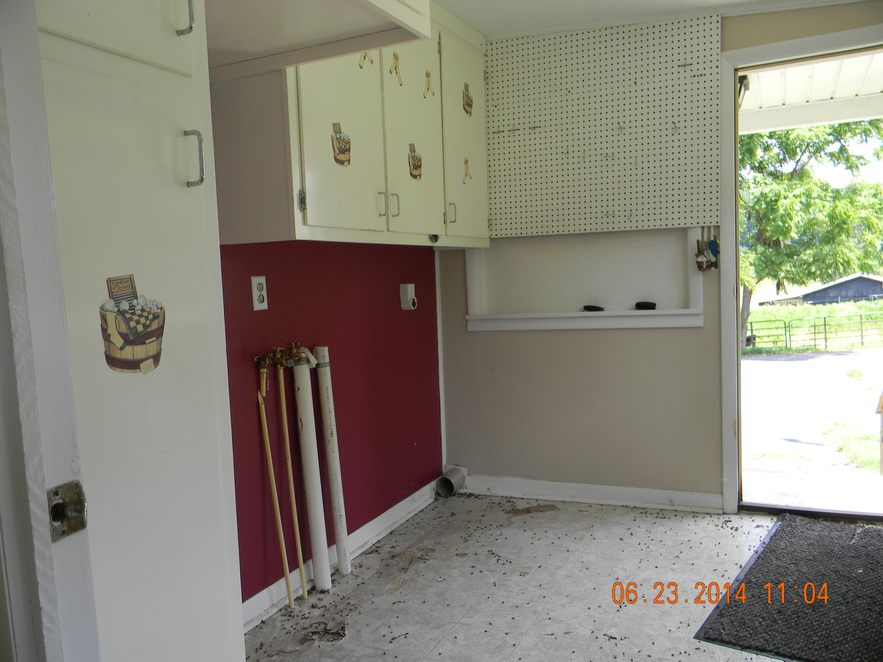 1183 Moody Road Byrdstown, TN 38549 - Photo 15 of 30 DSCN1866