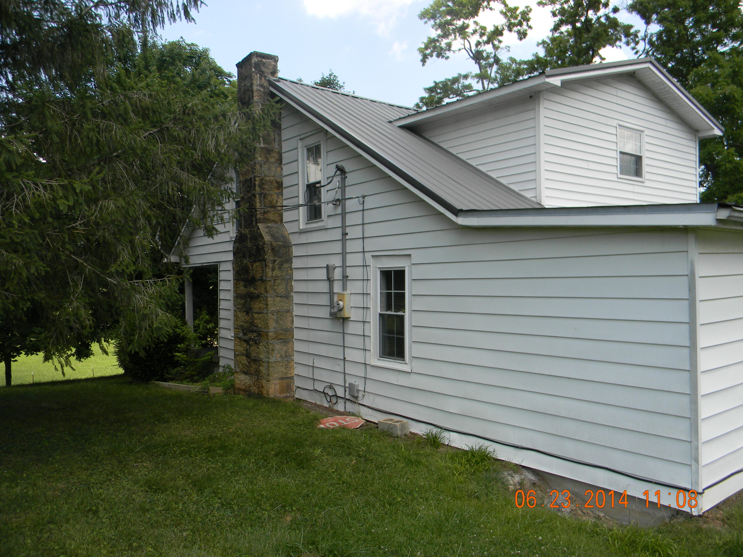 1183 Moody Road Byrdstown, TN 38549 - Photo 4 of 30 DSCN1880