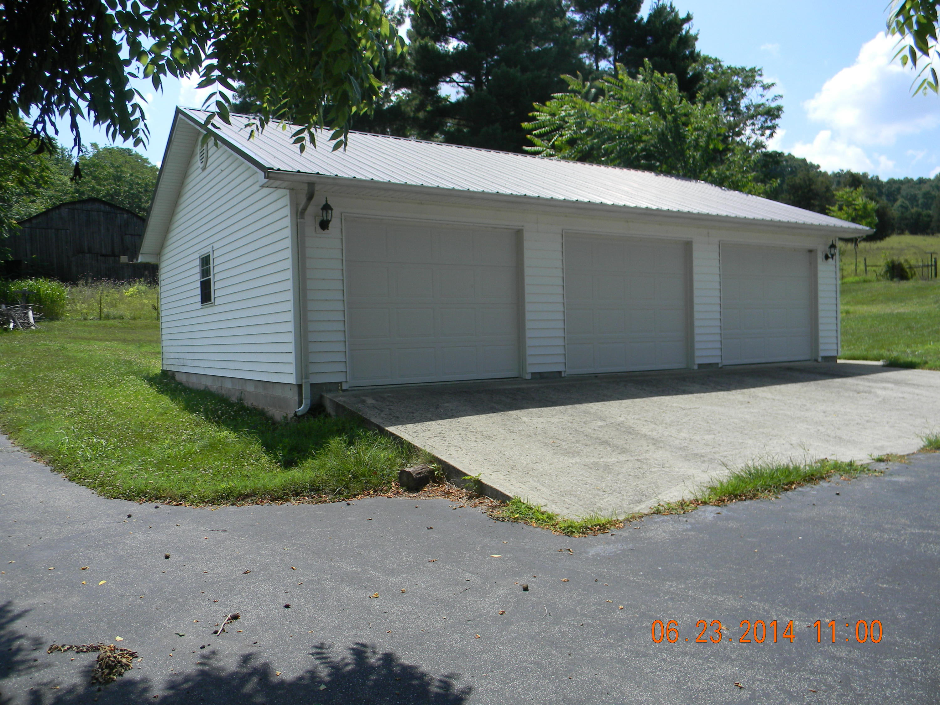 1183 Moody Road Byrdstown, TN 38549 - Photo 7 of 30 DSCN1854