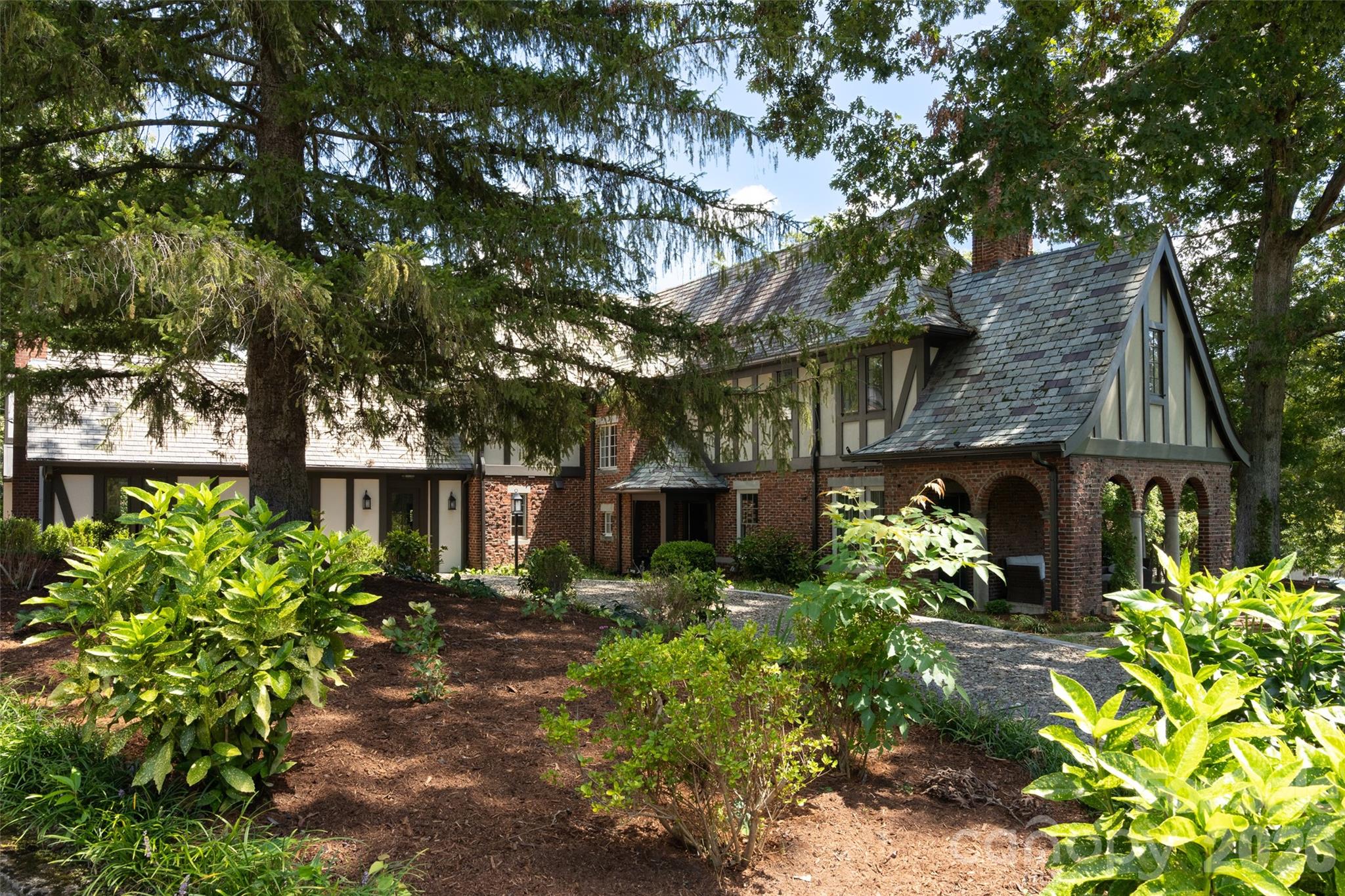 72 Windsor Road Asheville, NC 28804 - Photo 4 of 48